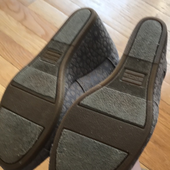Toms Taupe Moroccan Desert Wedge - Picture 10 of 10